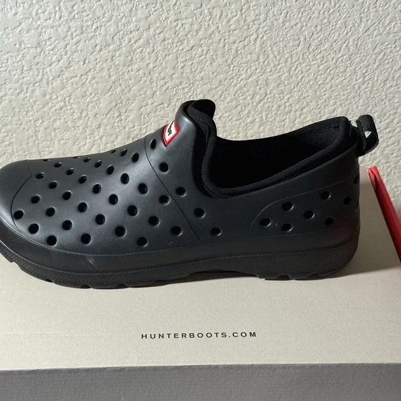Hunter’s Lightweight Outdoor Shoes - Picture 6 of 9